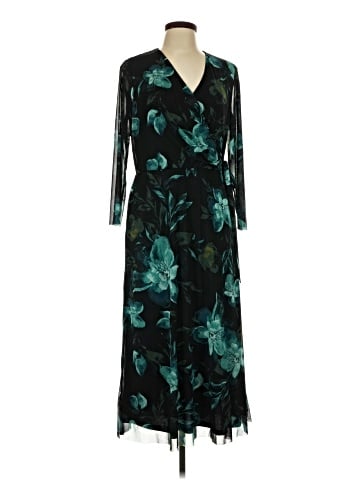 Anne Klein Casual Dress (view 1)