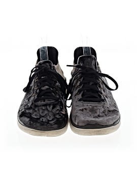Nike Sneakers (view 2)