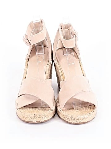 Caslon Wedges (view 2)
