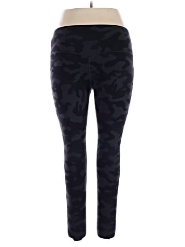 Nike Active Pants (view 2)