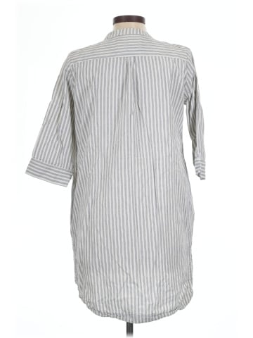 Amour Vert 3/4 Sleeve Button-Down Shirt (view 2)