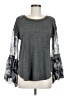 Assorted Brands Gray Long Sleeve Top One size - photo 1