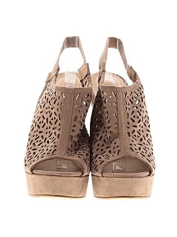 Chinese Laundry Wedges (view 2)