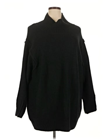 Universal Thread Turtleneck Sweater (view 1)