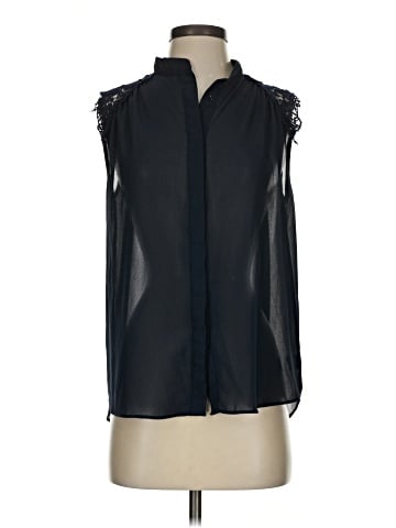 Buttons Sleeveless T-Shirt (view 1)