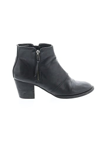 American Eagle Outfitters Ankle Boots (view 1)
