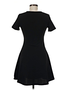 Used Short-Sleeve Dresses On Sale Up To 90% Off | ThredUp
