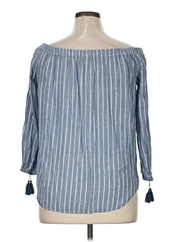 Unbranded 3/4 Sleeve Blouse (view 2)