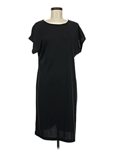 Vicki Wayne Casual Dress (view 1)