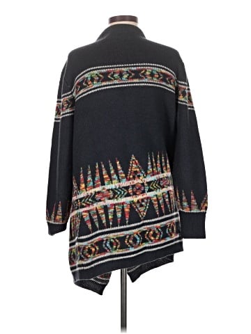 Lovemarks Poncho (view 2)