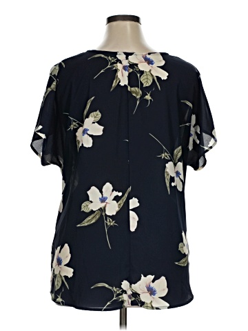 West Kei Short Sleeve Blouse (view 2)
