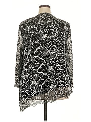 Flycurvy 3/4 Sleeve Blouse (view 2)