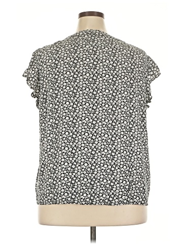 Jones & Co Short Sleeve Blouse (view 2)