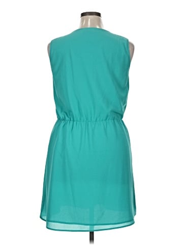 Market and Spruce Casual Dress (view 2)