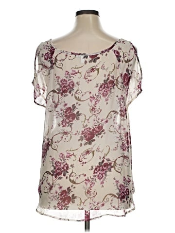 Delia's Short Sleeve Blouse (view 2)
