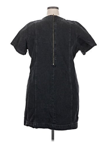 Old Navy Casual Dress (view 2)