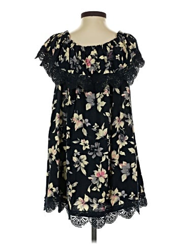 Alya Casual Dress (view 2)