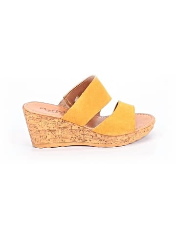 Mariella Wedges (view 1)
