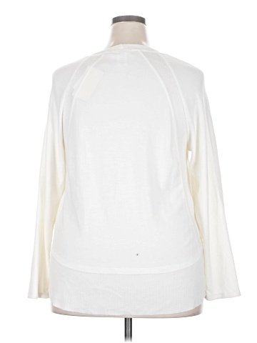 Everleigh Pullover Sweater (view 2)