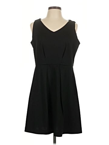 Ann Taylor LOFT Cocktail Dress (view 1)