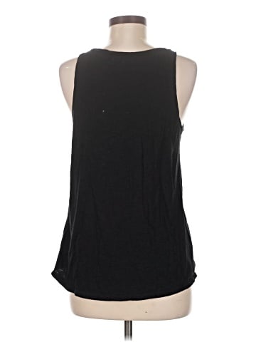 Old Navy Sleeveless T-Shirt (view 2)