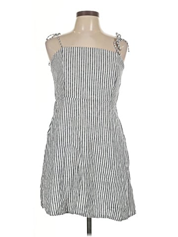 Old Navy Casual Dress (view 1)