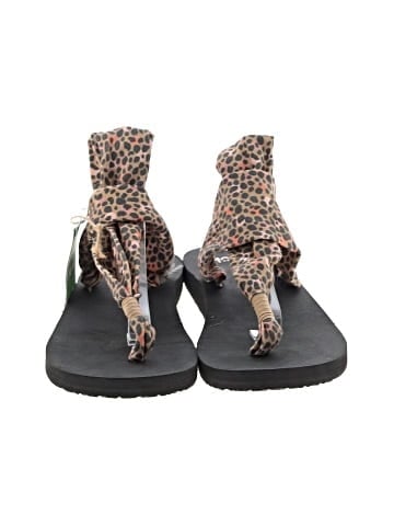 Sanuk Sandals (view 2)