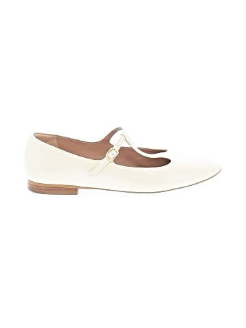 Linea Paolo Flats (view 1)