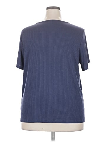 Old Navy Short Sleeve T-Shirt (view 2)