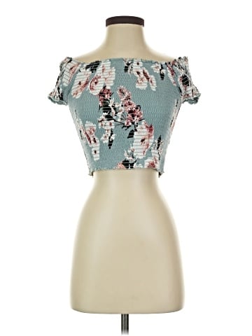 Kendall & Kylie Sleeveless Blouse (view 1)