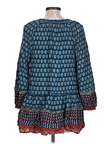 BeachLunchLounge 3/4 Sleeve Blouse (view 2)