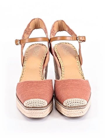 Crown Vintage Wedges (view 2)