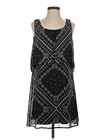 Halo Cocktail Dress (view 1)