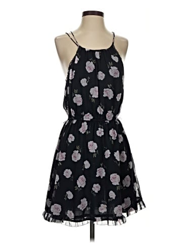 Abercrombie & Fitch Casual Dress (view 1)