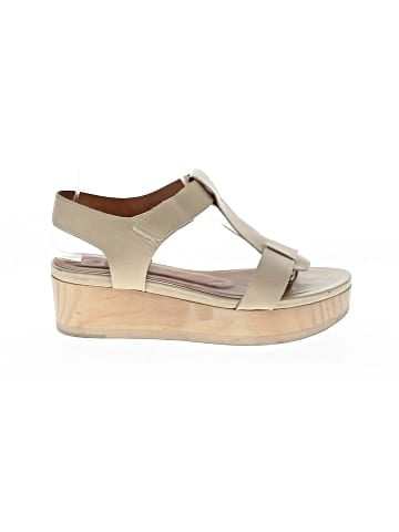 Coclico Wedges (view 1)