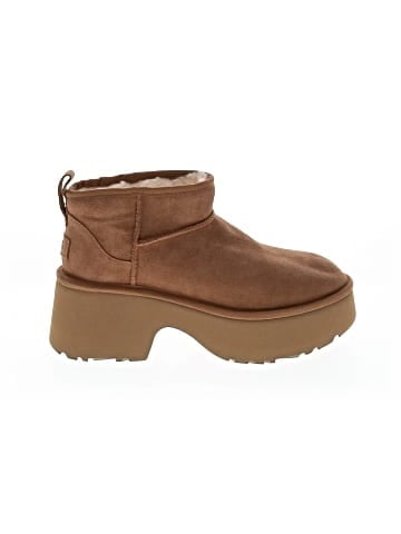 Ugg Ankle Boots (view 1)