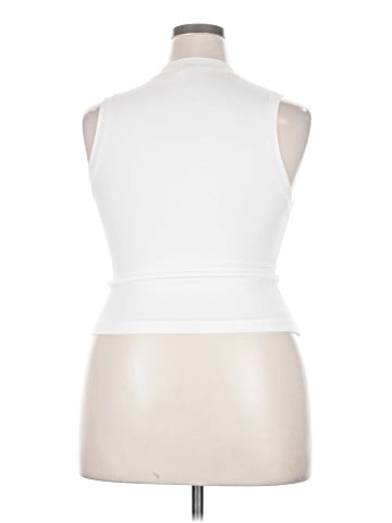 SKIMS Sleeveless T-Shirt (view 2)