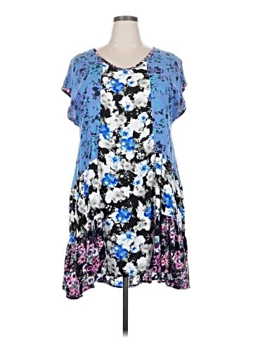 Chelsea & Theodore Casual Dress (view 1)
