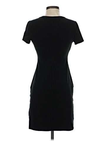 Old Navy Casual Dress (view 2)