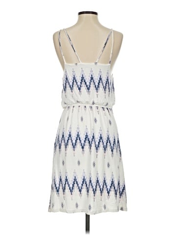 Skies Are Blue Casual Dress (view 2)