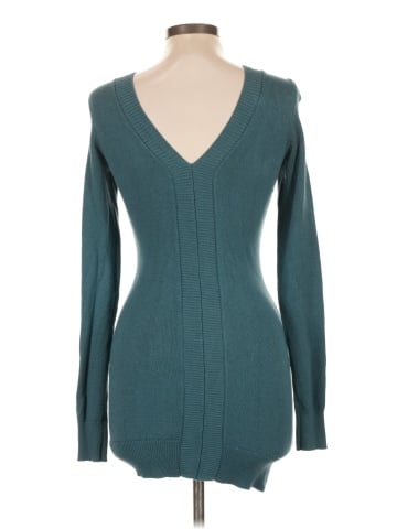 Patty Boutik Pullover Sweater (view 2)