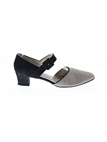 Liz Claiborne Heels (view 1)