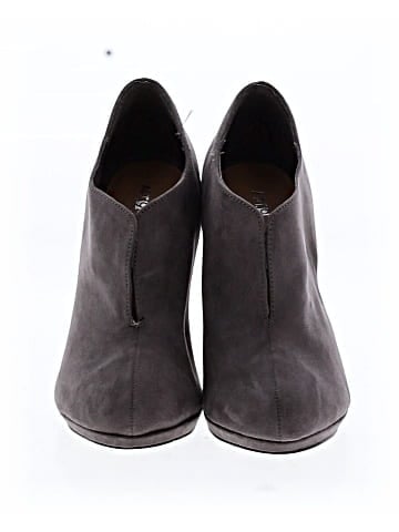 Apt. 9 Heels (view 2)