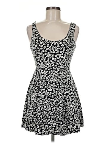 Forever 21 Casual Dress (view 1)