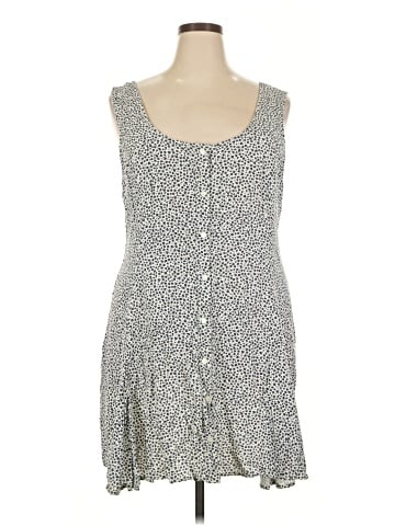 Old Navy Casual Dress (view 1)