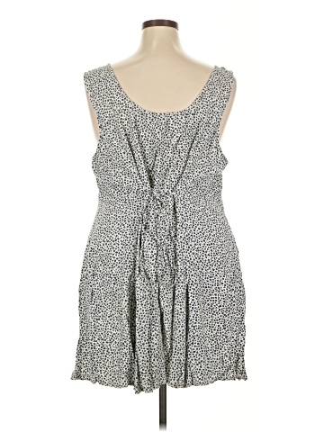 Old Navy Casual Dress (view 2)