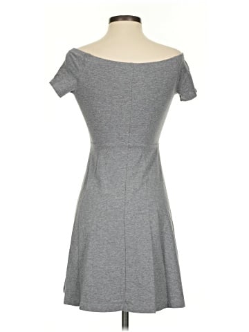 Old Navy Casual Dress (view 2)