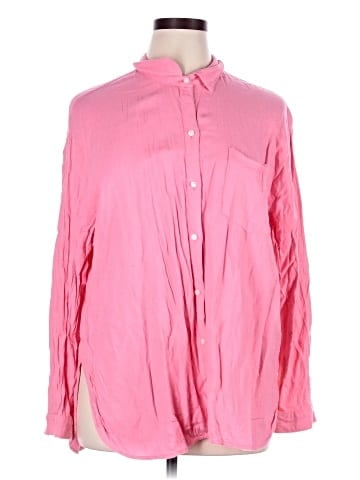 Old Navy Long Sleeve Button-Down Shirt (view 1)
