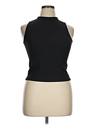 SPANX Sleeveless Top (view 1)