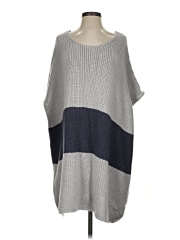 One by One Teaspoon Poncho (view 1)